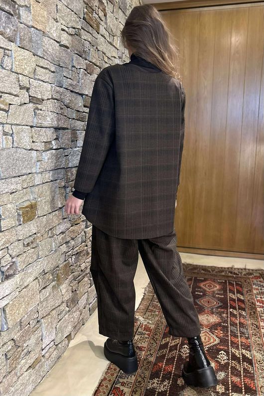 Highgrove Scuba Stretch Top Chocolate